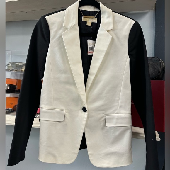 Michael Michael Kors Two-Tone Blazer Jacket
Size 2 • New with Tags - Picture 3 of 9
